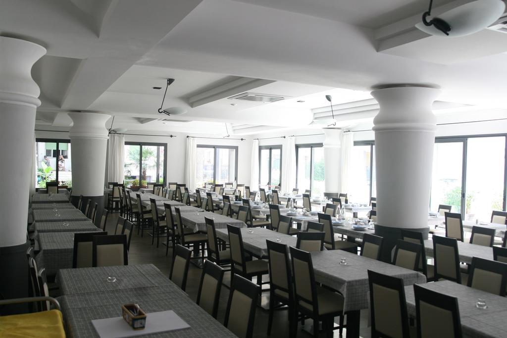 Hotel Stanchini 贝拉里亚-伊贾马里纳 外观 照片